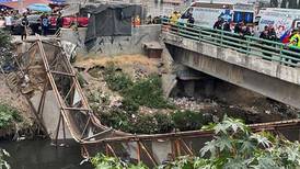 Retiran puente peatonal que colapsó en Chimalhuacán y Neza; clausuran otro para revisarlo