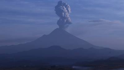 ‘Don Goyo’ enciende las alarmas: ¿Cómo funciona el semáforo de alerta volcánica del Popocatépetl?