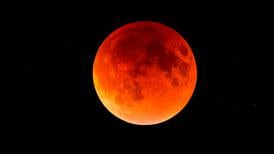 ¡El eclipse lunar más largo del siglo se aproxima! Checa cuándo y dónde verlo