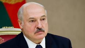 Alexander Lukashenko rinde protesta como presidente de Bielorrusia pese a manifestaciones