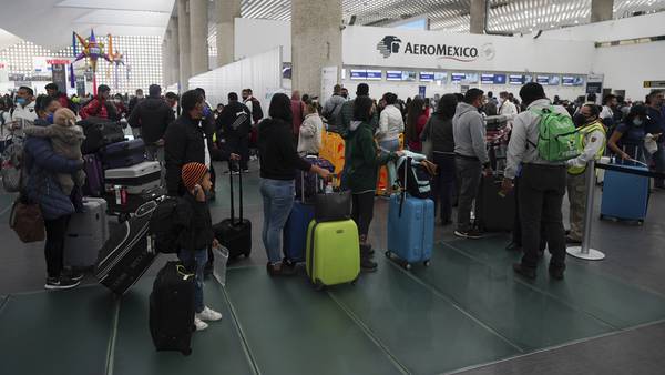 Descontrol en el AICM: Cancelaciones y demoras en vuelos por culpa del COVID