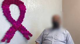 IMSS extirpa tumor a hombre con cáncer de mama