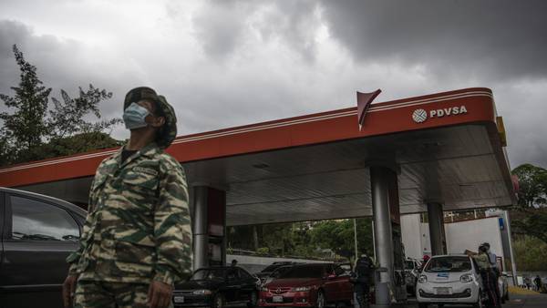 Gobierno de México, involucrado en red que intercambió petróleo por alimentos con Venezuela: El País 
