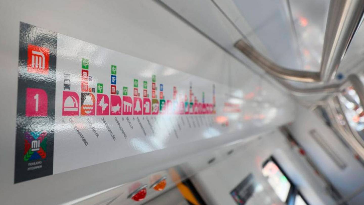 Metro Line 1: This is what the new trains look like inside (PHOTO GALLERY)