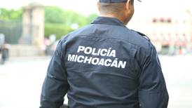 En Lázaro Cárdenas y Zamora, Michoacán, despiden a mil policías 