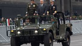 AMLO confía en las fuerzas armadas… los mexicanos cada vez menos