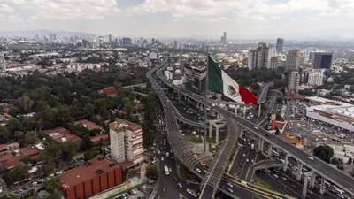 FMI avisa: Deuda neta de México tendrá tendencia al alza hasta 2028