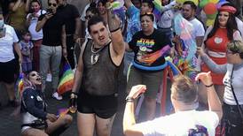 Comunidad LGBTIQ+ de Guanajuato toma las calles para visibilizar crímenes de odio