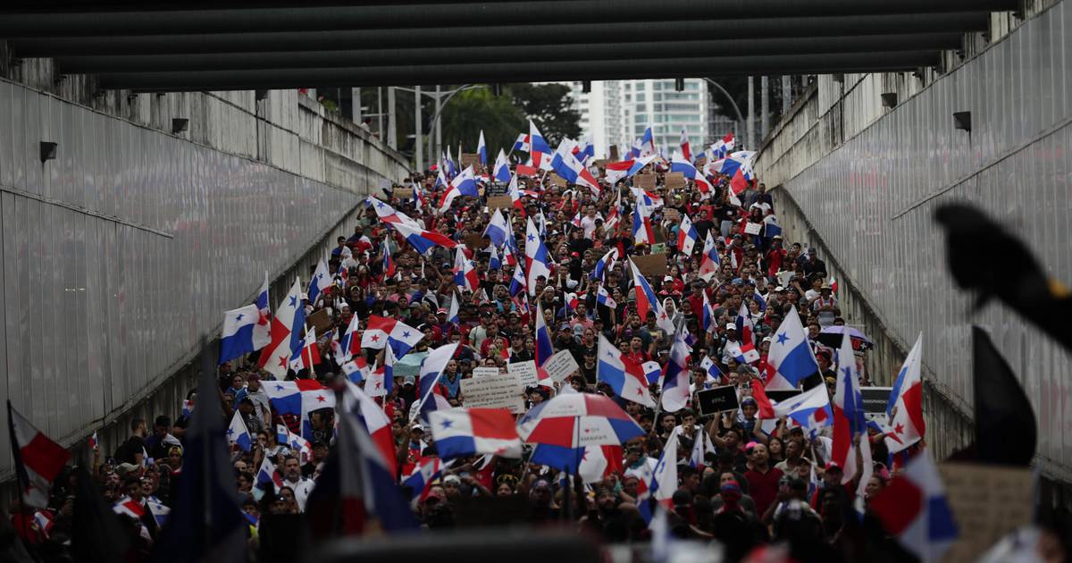 Protestas en Panamá: Jóvenes rechazan una concesión minera a empresa canadiense