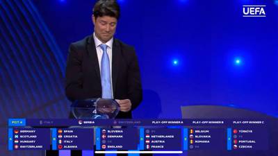 ¡Se escapa video de GEMIDOS a la UEFA en pleno sorteo de la Euro 2024! (VIDEO)