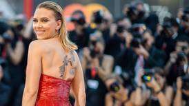 Scarlett Johansson defiende a Woody Allen: 'volvería a trabajar con él sin dudarlo'