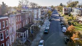 ¡Llévele, llévele!: Baltimore vende casas en 1 dólar; ¿por qué? 