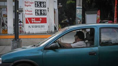 Una buena para automovilistas: Hacienda mantiene apoyo fiscal total a gasolinas