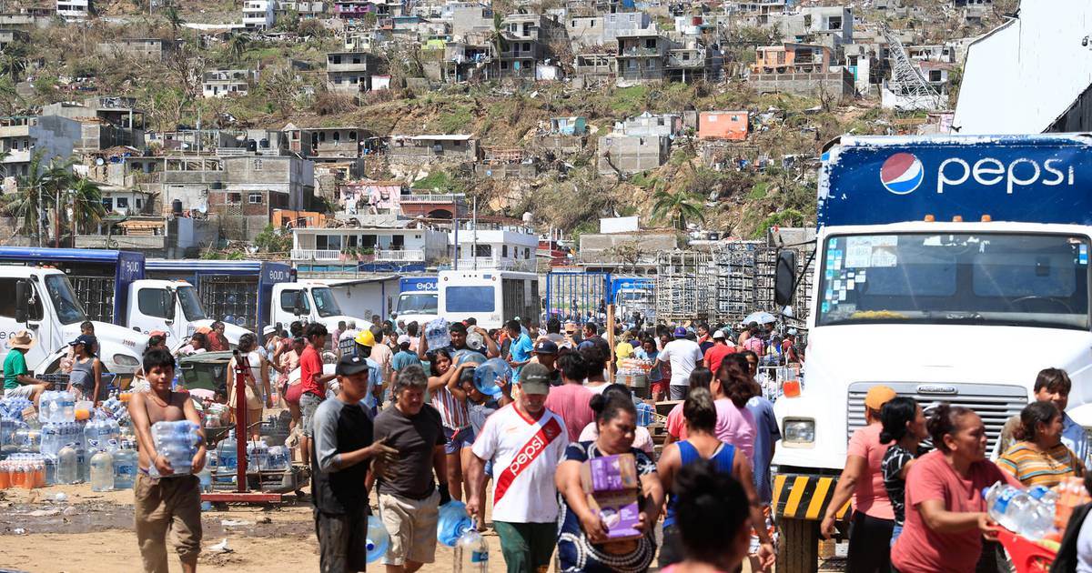‘Otis’ en Acapulco: Bancos multilaterales donan a México 950 mil dólares para ayuda humanitaria