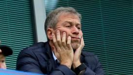 Premier League ‘saca’ de la jugada a Abramovich; el magnate no podrá dirigir al Chelsea