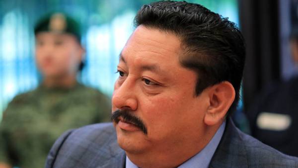 Van de nuevo diputados en busca del desafuero del fiscal de Morelos