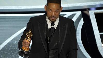 ‘Me pasé de la raya’: Will Smith se disculpa por golpe a Chris Rock en los Oscar 2022  