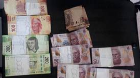 
Quiso pagar el 'súper' con billetes falsos en Ecatepec, y terminó detenido