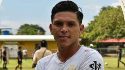 Despiden a futbolista que murió a los 29 años tras ataque de cocodrilo en un río