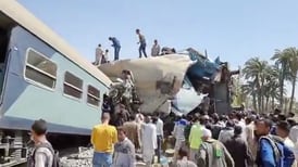 Choque de trenes en Egipto deja al menos 32 muertos 