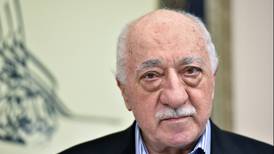Turquía busca a mil 112 sospechosos ligados a golpe de Estado fallido
