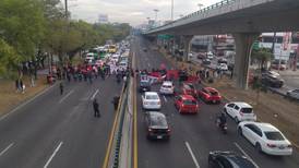 Viernes de caos vial en CDMX: Manifestantes ‘paralizan’ Circuito Interior tras cerrar un carril  