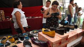 Coronavirus 'abre oportunidades' para zapateros de Guanajuato