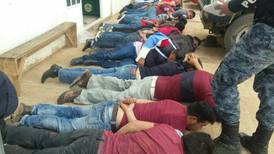 Enfrentamiento en Puebla entre policía y huachicoleros; 1 muerto y 18 detenidos 