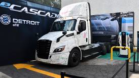 Daimler Truck México entrega primer tractocamión totalmente eléctrico