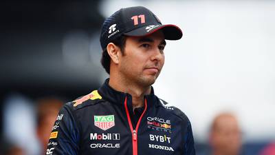Checo Pérez, en el podio de pilotos que más gastos dejaron en reparaciones a sus escuderías en 2023
