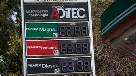 ¿Dónde está más ‘bara’ el litro de gasolina? Así está México en comparación con otros países