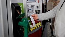 ¡Atención Trump y Biden! Precios de combustibles aumentan riesgo de inflación en EU