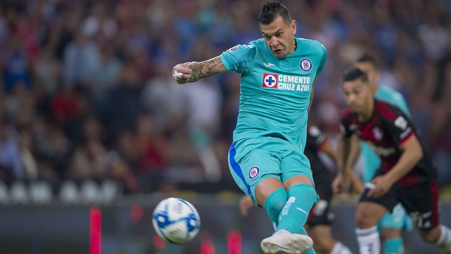 Atlas vs. Cruz Azul: ¡Milton Caraglio salió con toque en el Jalisco!