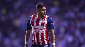 ¿Alexis Vega se va de Chivas? Ricardo Peláez revela el futuro del futbolista