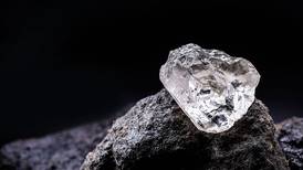 Hallan en África un diamante que podría ser el tercero más grande del mundo