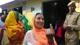 Inician elecciones en India; violencia deja al menos cuatro muertos
