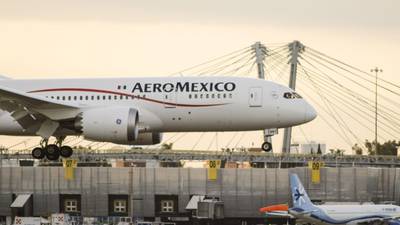 Pilotos rompen mesa de negociación con Aeroméxico