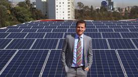 Altas tarifas de luz impulsarán al sector de energía solar