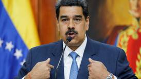 Maduro ordena reestructuración de petrolera PDVSA ante sanciones de EU