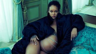 Rihanna reaparece públicamente tras haber dado a luz a su primer bebé