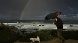 California en alerta por lluvias y vientos por tormenta del Pacífico: ‘Lo peor está por llegar’
