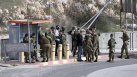 Soldados de Israel matan a palestino en presunto ataque