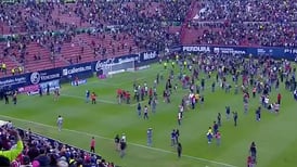 Riña entre aficionados de Querétaro vs. San Luis deja 33 heridos  