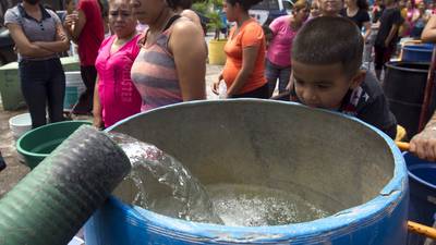 Texas ‘echa la mano’ a Nuevo León: mandará pipas de agua para apoyar en la crisis, dice Samuel García
