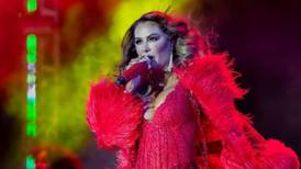 Critican a Ninel Conde por cantar ‘Sálvame’, de RBD, durante uno de sus conciertos