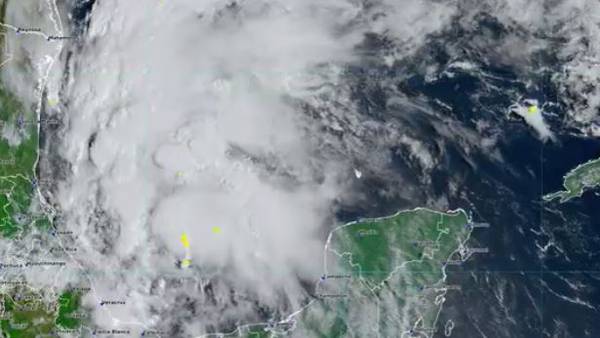 Tormenta tropical ‘Nicholas’ se forma en el Golfo de México