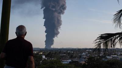 Incendio en refinería de Veracruz: suman cinco personas fallecidas