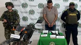 Arrestan a ‘Karol G’... cabecilla del Clan del Golfo en Colombia; lo acusan por 11 homicidios