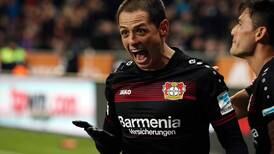 Bayer Leverkusen dedica título al Chicharito: ‘Este logro también es tuyo’