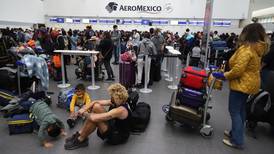 Una más de la 4T: PT propone que Aerolínea de Sedena cubra vuelos de Aeroméxico